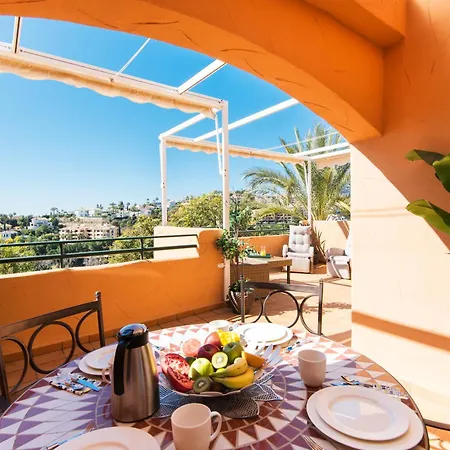 Rentandhomes Penthouse Elviria Golf *