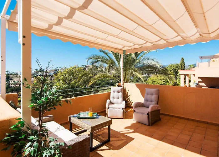 Rentandhomes Penthouse Elviria Golf * Marbella