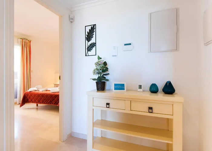 Rentandhomes Penthouse Elviria Golf