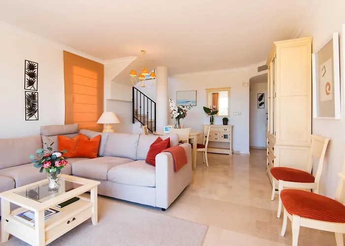 アパート Rentandhomes Penthouse Elviria Golf