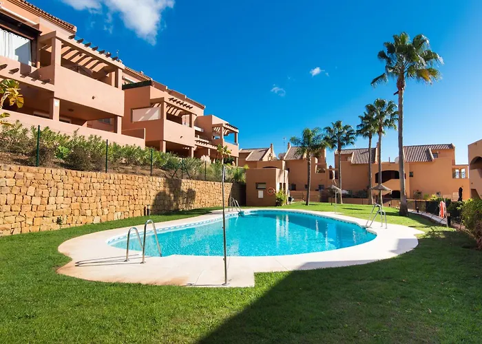 Rentandhomes Penthouse Elviria Golf アパート