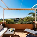 Rentandhomes Penthouse Elviria Golf דירה *